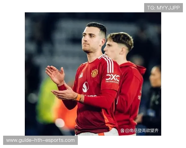 曼联主帅重用达洛特真相曝光！官方确认两人关系，球迷炸锅：难怪